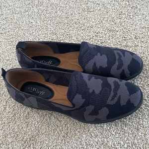 Euro Soft Grey/Black Camo Loafers 9.5